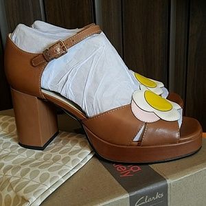 clarks orla kiely betty